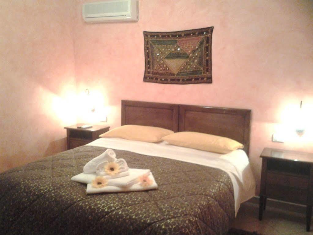 Piazza Salento Bed and Breakfast Lecce Buitenkant foto