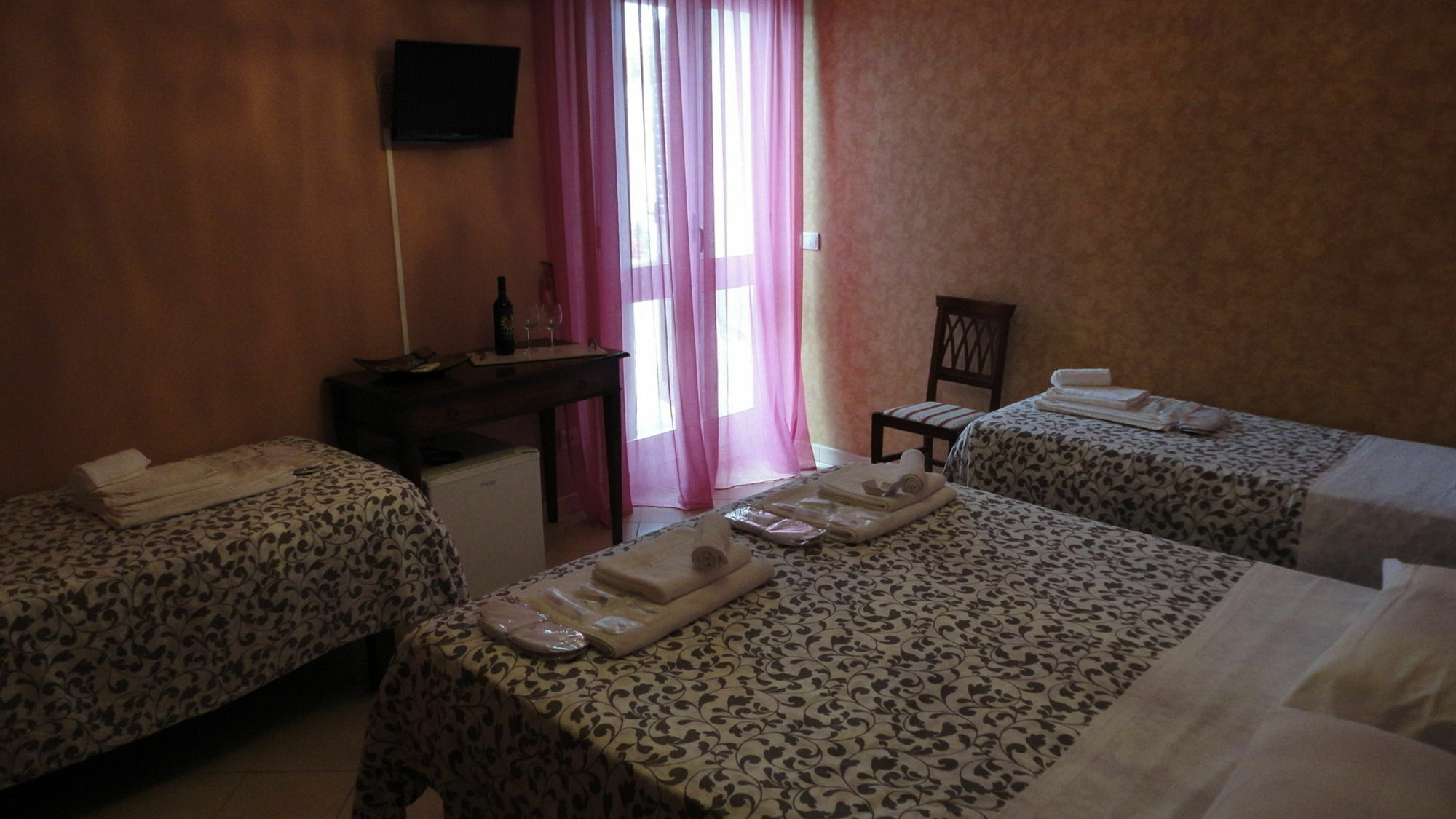 Piazza Salento Bed and Breakfast Lecce Buitenkant foto
