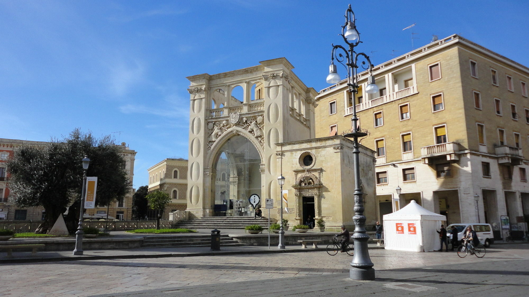 Piazza Salento Bed and Breakfast Lecce Buitenkant foto